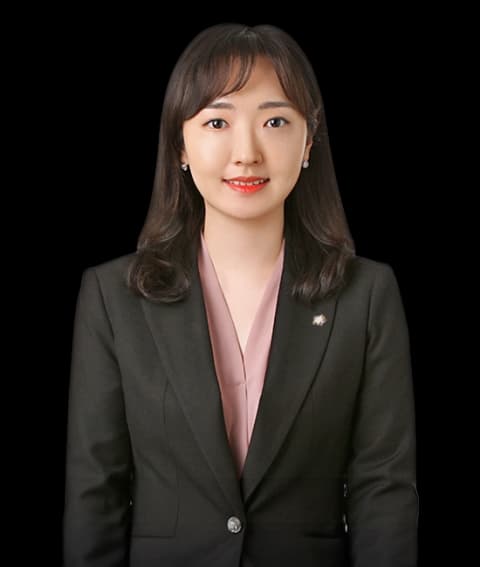 구미전자상거래법변호사 김유정